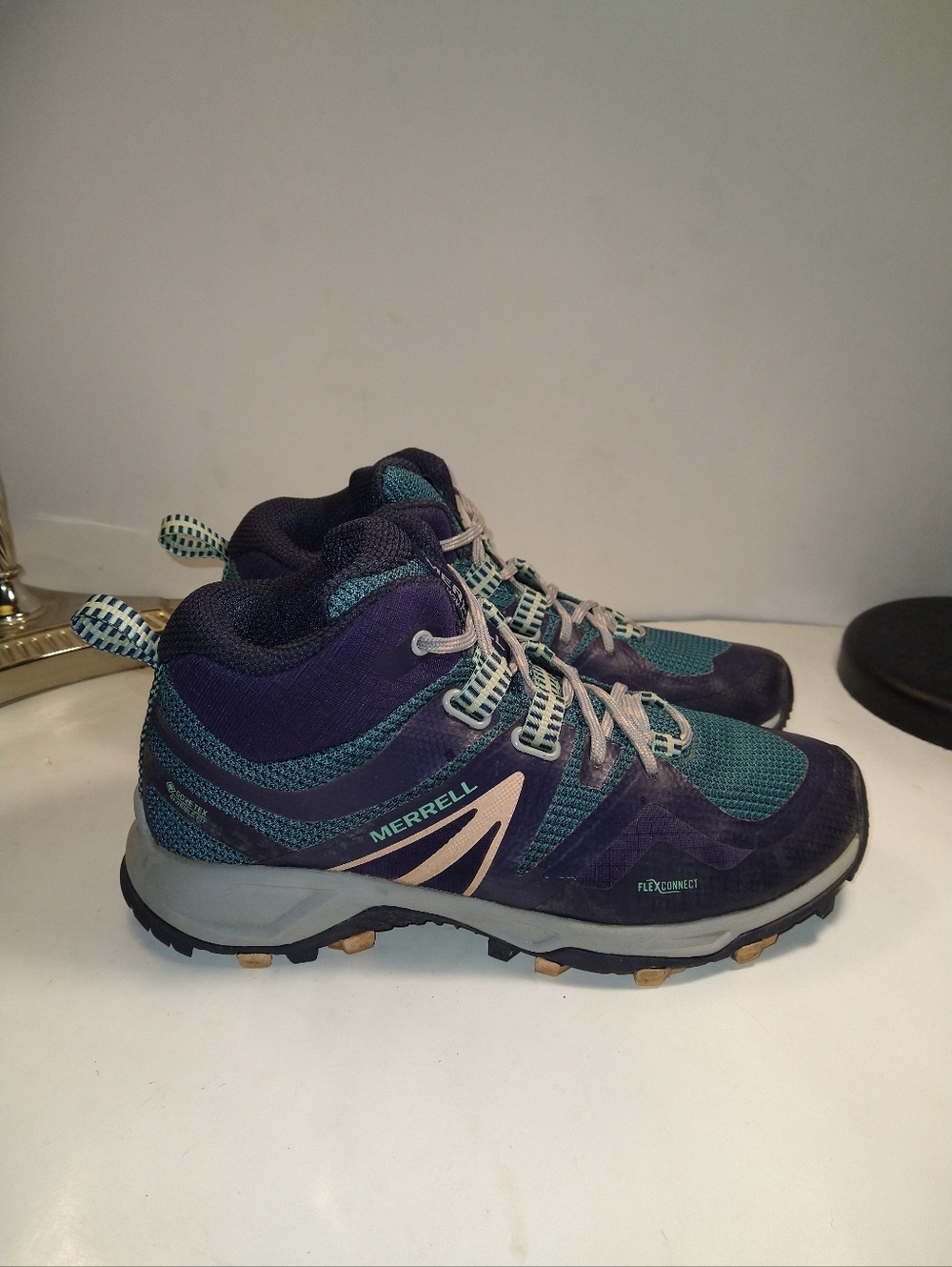 Merrell MQM Flex 2 Mid Gore-Tex Hiking Boots Shoes Women's sz 7.5.